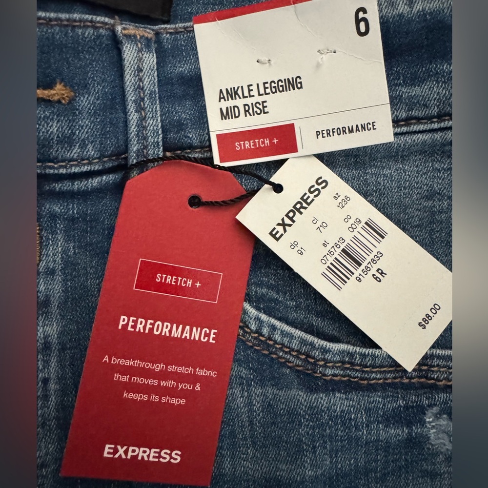 Express distressed jeggings